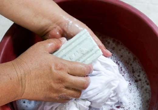 застирывание мылом