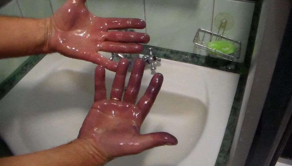 как отмыть краску от принтера с рук